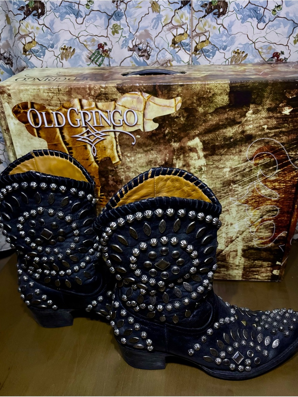 Old Gringo “Tino Tino” Black Studded Western Boots - Picture 5 of 10